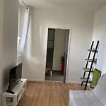 Apartment Proche Centre Et Gare