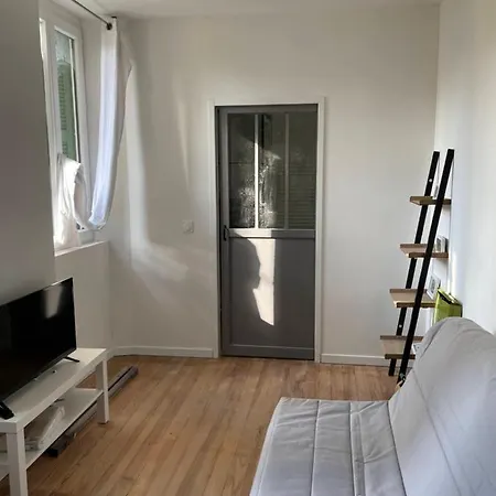 Proche Centre Et Gare Appartement