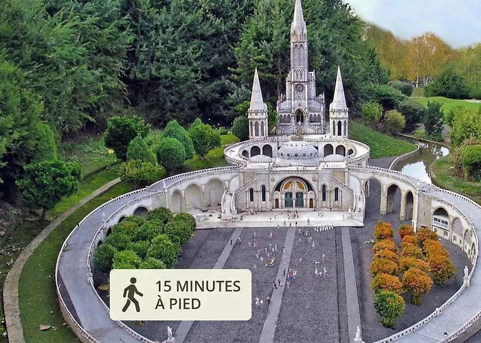 Apartment Proche Centre Et Gare Lourdes