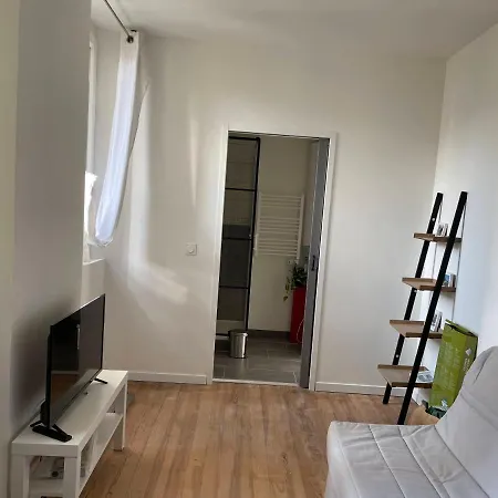 Apartment Proche Centre Et Gare