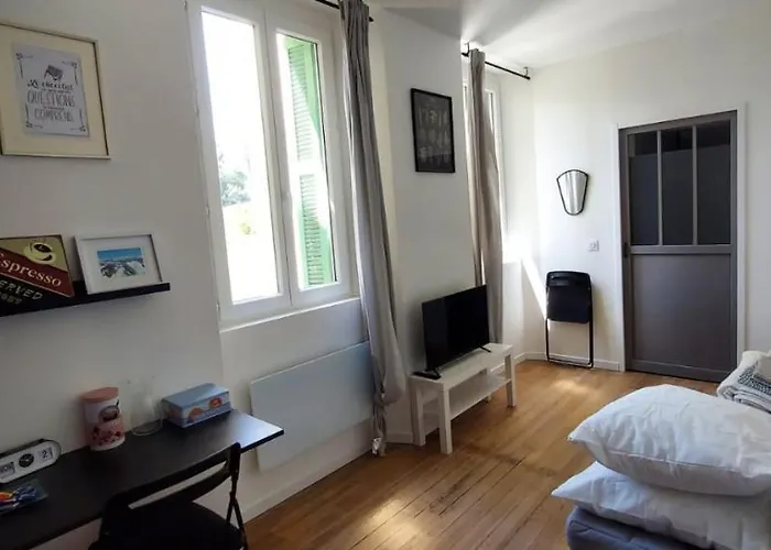 Proche Centre Et Gare لورد